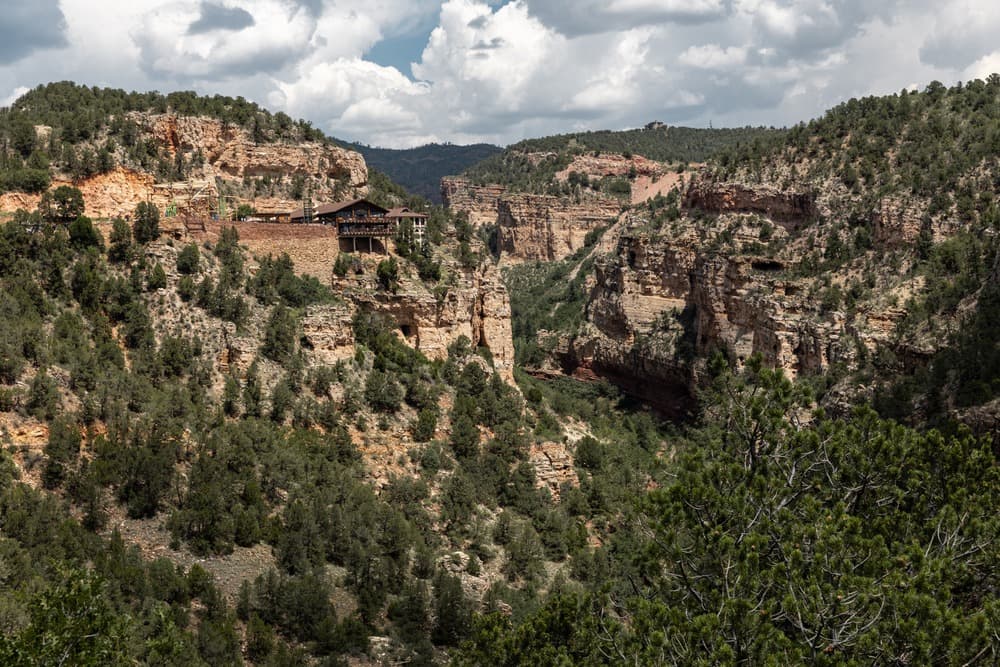 Cave of the Winds