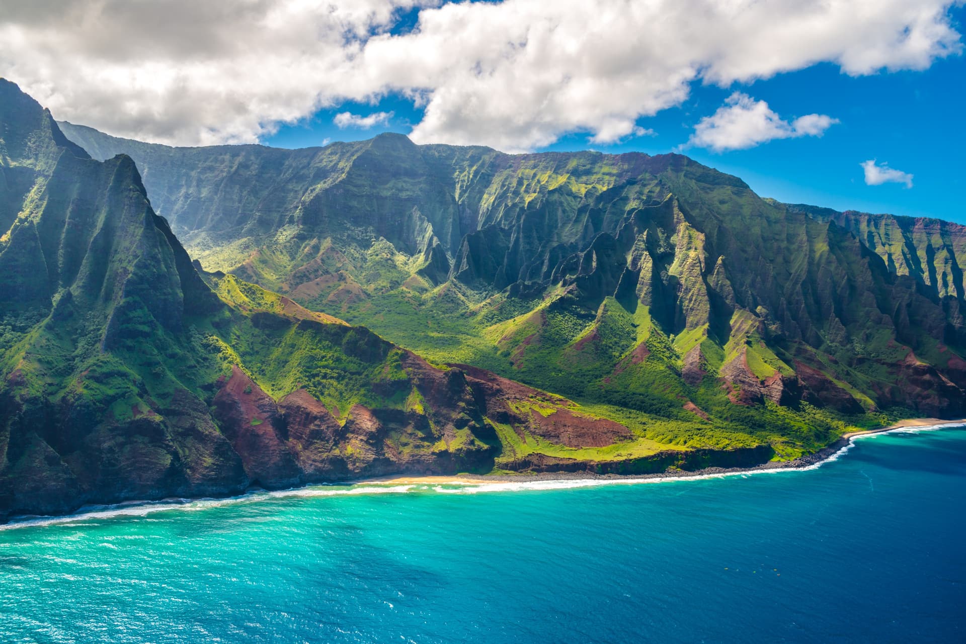 Trip to Hawaii: Must-See Attractions and Activities